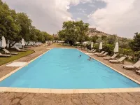 Olive Press Hotel & Apartments