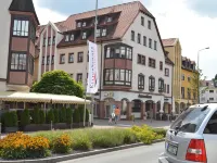 ARKADEN Hotel Kelkheim Frankfurt Hotels in der Nähe von Kloster- und Pfarrkirche St. Franziskus