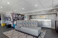 Clarion Pointe McDonough Hotels in McDonough