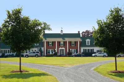 Inn at Huntingfield Creek Hotels in Grasonville