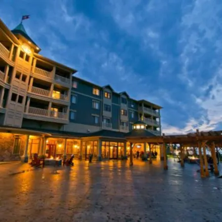 1000 Islands Harbor Hotel