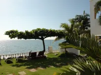 สแควร์ คาเฟ่แอนด์อพาร์ทเมนท์ โรงแรมใกล้หาดทาบิเน