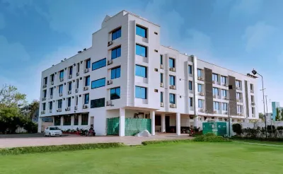 Hotel Balaji Central Hotels near U-Turn Ratlam