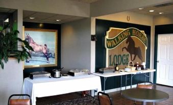 Walking Horse Lodge