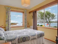 Surat Bay Lodge by the Sea/Backpackers Hostel Hotels in Kaka Point
