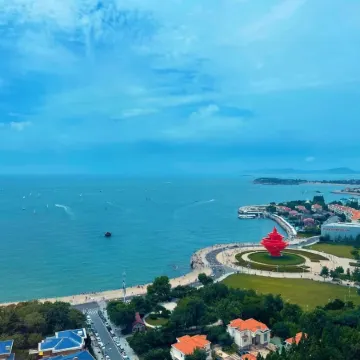 Haibiande Adu Lina Apartment (Qingdao May Fourth Square)