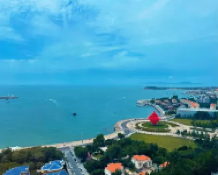 海邊的阿杜麗娜公寓（青島五四廣場店）