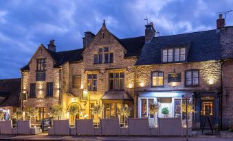The Sheep on Sheep Street Hotel
