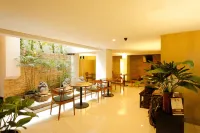 W Home Senopati - Pensions