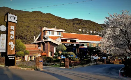 Hotel Jirisan Sunlight