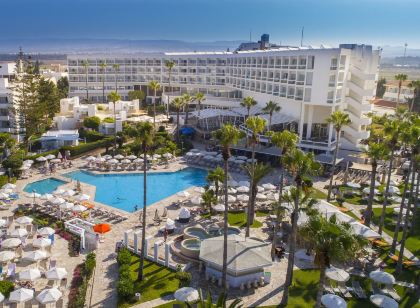 Leonardo Plaza Cypria Maris Beach Hotel & Spa