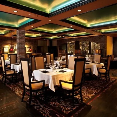 Carson Valley Motor Lodge and Suites