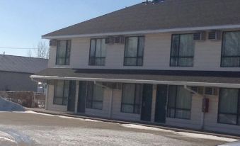 Timber Motel - Housity