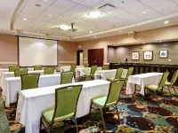 Hampton Inn & Suites Detroit-Canton Hotels in Canton