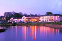 Lakeside Manor Hotel فنادق في 