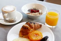 DC Hotel International - breakfast