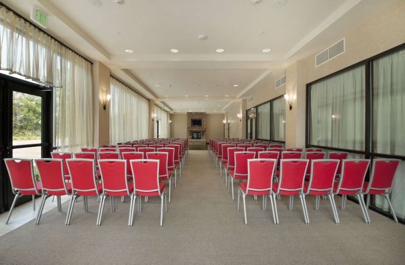 Hampton Inn Jacksonville-Anniston Area photo 4