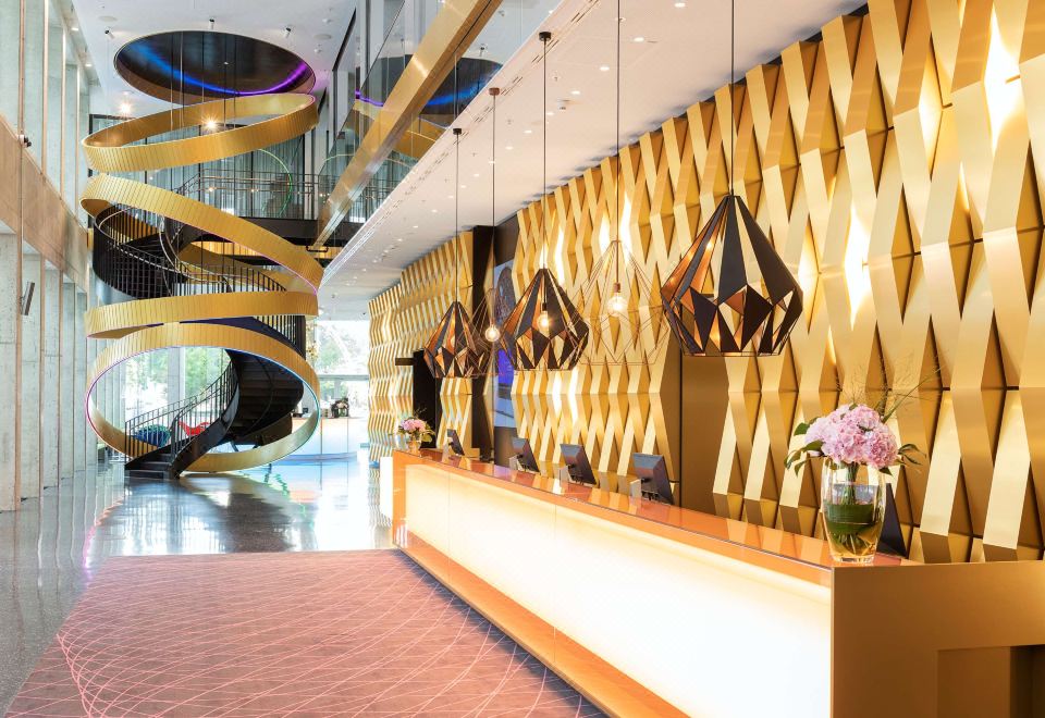 엔하우 프랑크푸르트의 다양한 조식 뷔페