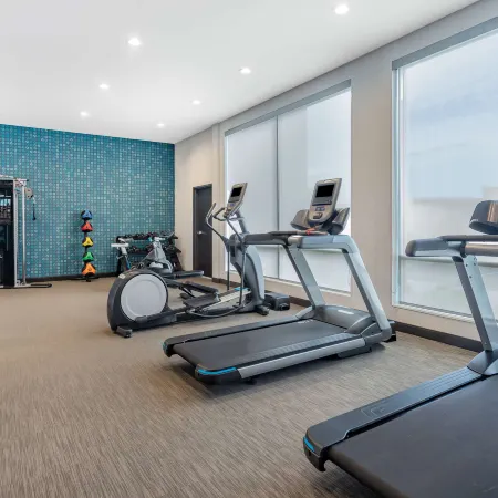 LaQuinta Suites by Wyndham South Bend Notre Dame Area