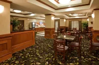 Holiday Inn Express & Suites ADA by IHG - breakfast
