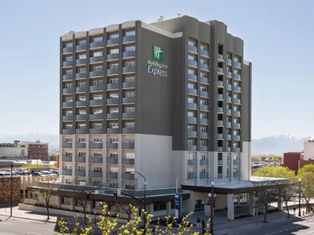 Holiday Inn Express & Suites Southaven Central - Memphis