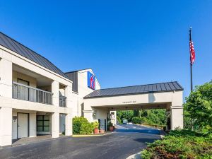 Travelodge by Wyndham Roanoke