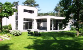 Nooz - Something Different? - Housity