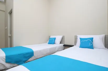 Cozrooms Near Mrt, Plaza Indonesia, and Grand Indonesia