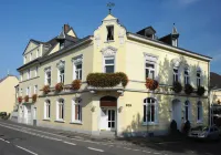 호텔 추어 포스트 본 Urologie Bonn Rhein-Sieg, Dr. Schaefer, Dr. Lossin, Fr. Jacobs u. Dr. Latz 주변 호텔