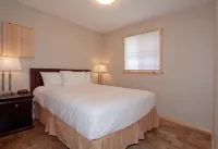 Jasper East Cabins