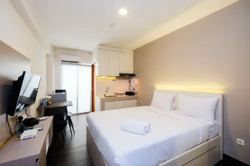 Cozy Living Studio Room at Cinere Resort Apartment
