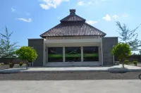 Regina Hotel Pemalang Hotel a Reggenza di Pemalang