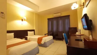 Nine Inn by Edotel Hotel di Sekejati