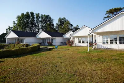 Löderups Strandbad Hotell & Stugby Các khách sạn ở Borrby