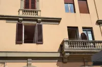 Nonna Adriana - balcony