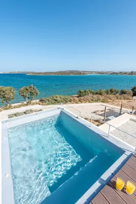 Paros Comfy Suites Hotel a Ambelas