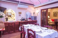 Five Burnham Guest House - Bed and Breakfasts