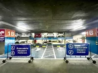 โรงแรมท็อปแลนด์ - ที่มีที่จอดรถ