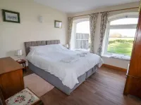 The Oaks Hotel di 
