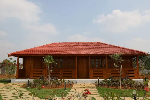 GK Hill View Resort, Kaiwara Hotel di Chikkaballapura