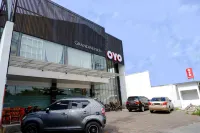 Grand Mundu Residence Hoteles en Tembalang