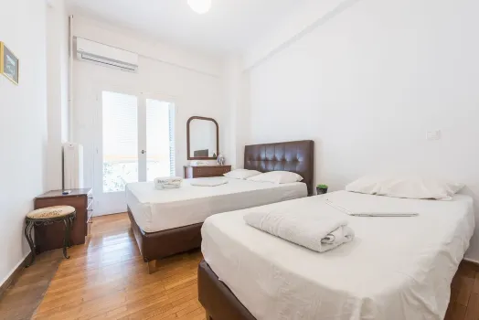 Victoria Sun Apartments Hotels near Ouzeri Tou Laki