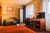 Liva Hotel Hotels in Pērkone