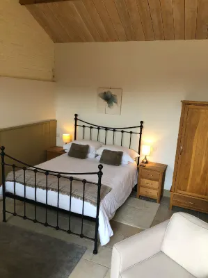 Hyde Mill Hotels in Harpenden