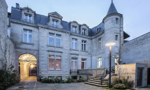 Yndo Hôtel