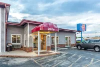 Motel 6 Fond du Lac, WI فنادق في فوند دو لاك