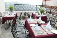 Auckland Hotel and Restaurant Near Mall Road Hotels in Shimla