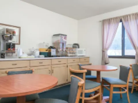 Super 8 by Wyndham Eau Claire I-94 Hoteles en Union