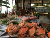 Golden Pearl Beach Resort - parking