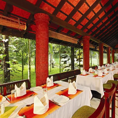EMARALD RESORT